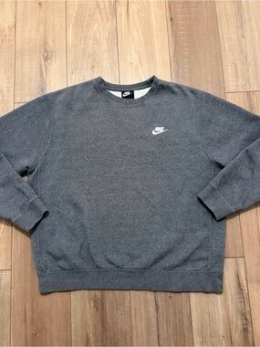 Nike Club Fleece Crewneck charcoal heather gray mens Sweatshirt